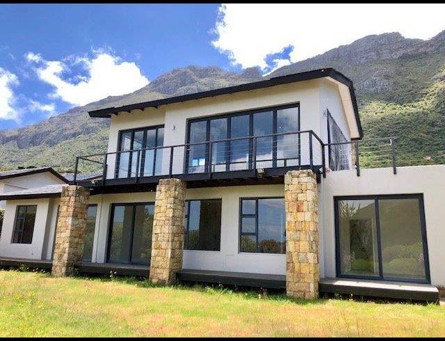 4 BEDROOM PROPERTY TO RENT IN HOUT BAY